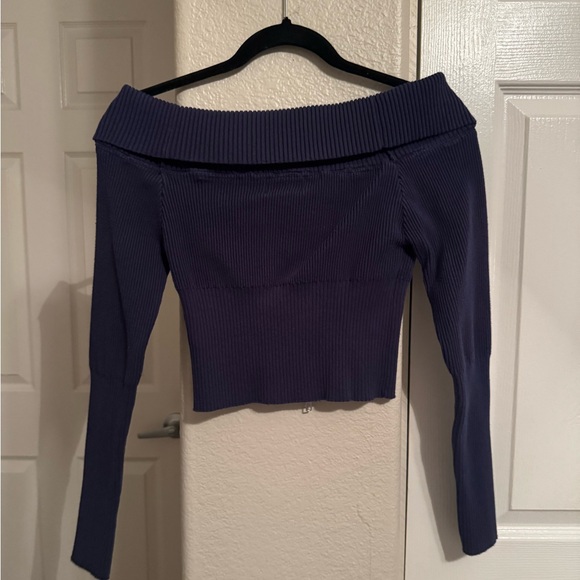 Off-Shoulder Ribbed Zip-Up Sweater - Picture 2 of 3